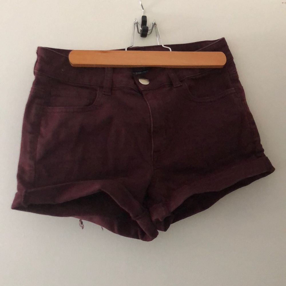 American Eagle maroon shorts size 4